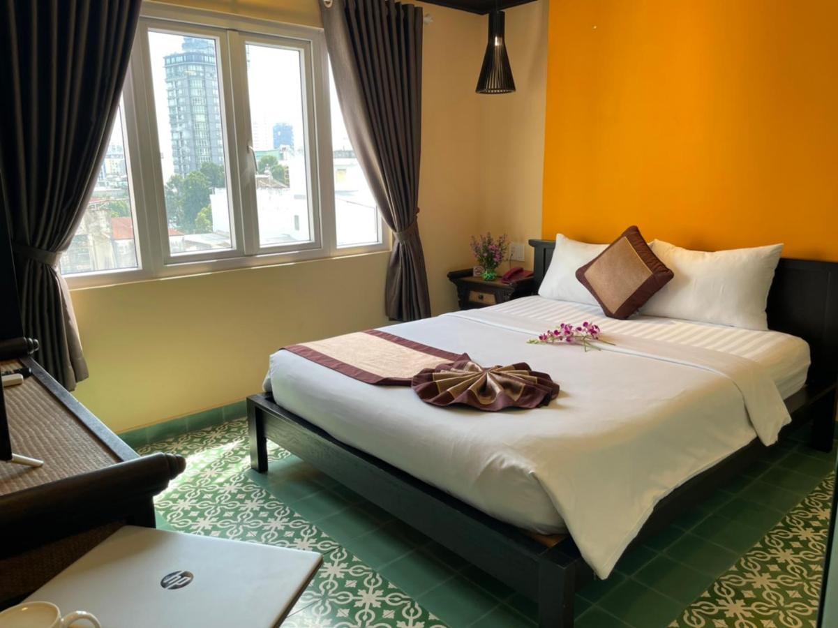Ipeace Hotel - Bui Vien Walking Street Хошимин Екстериор снимка