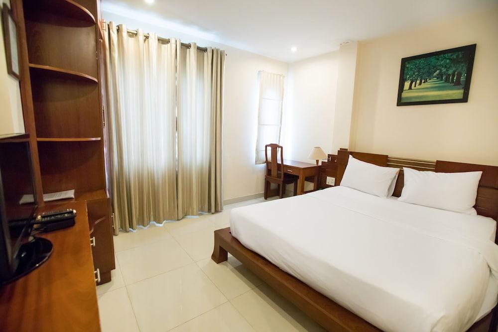 Ipeace Hotel - Bui Vien Walking Street Хошимин Екстериор снимка