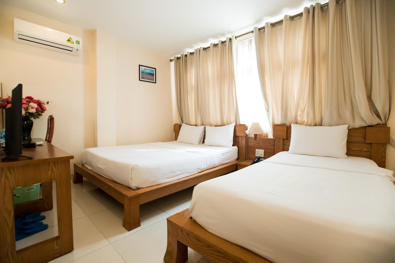 Ipeace Hotel - Bui Vien Walking Street Хошимин Екстериор снимка